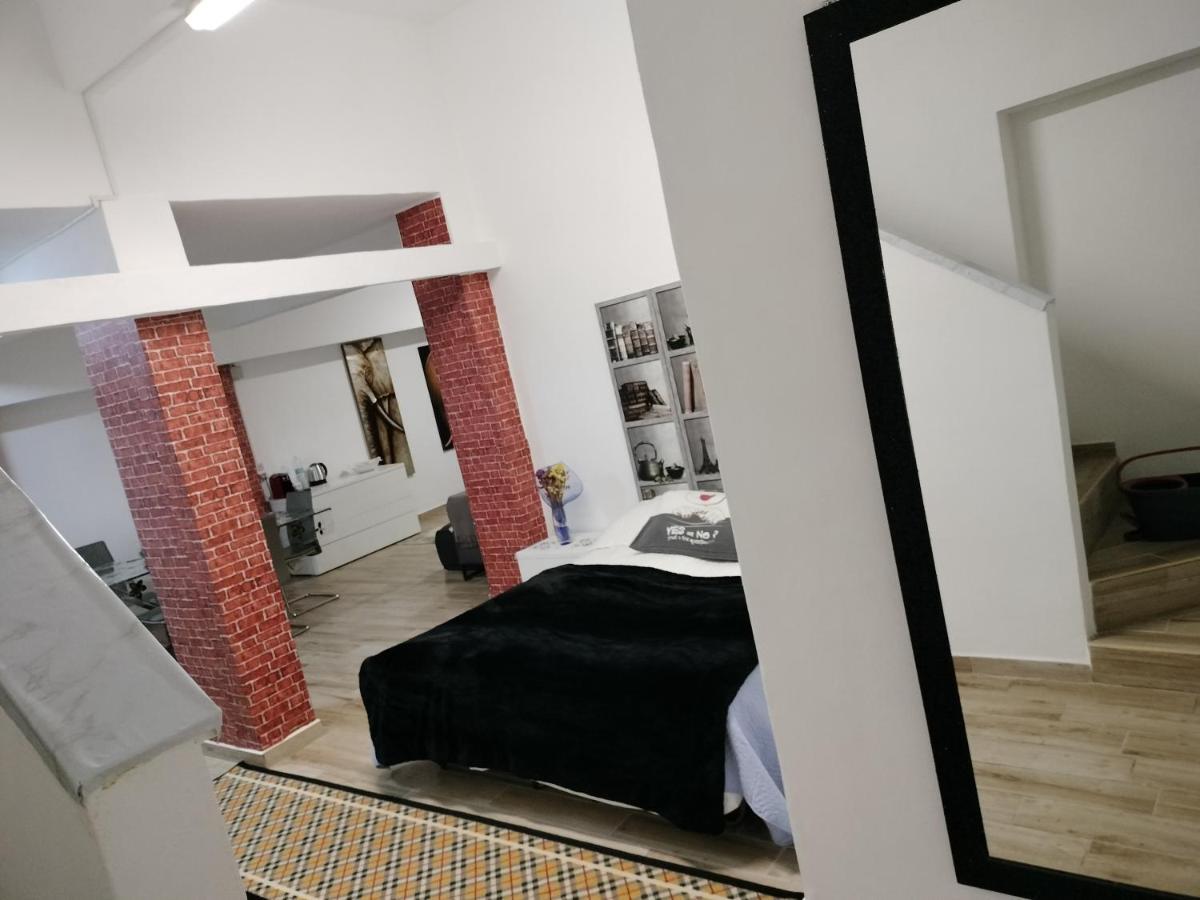 Nice Room In The Center Of Рим Экстерьер фото